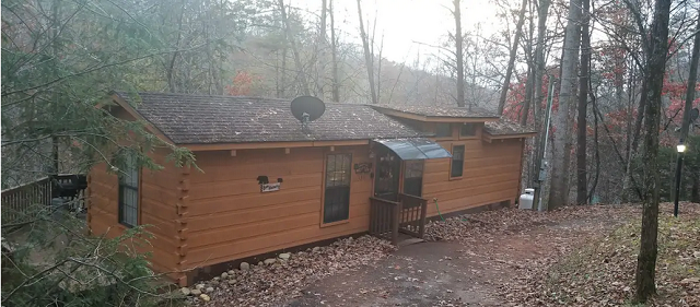 Private 2 bedroom cabin