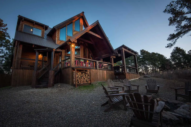 Stairway to Heaven Luxury Cabin exterior