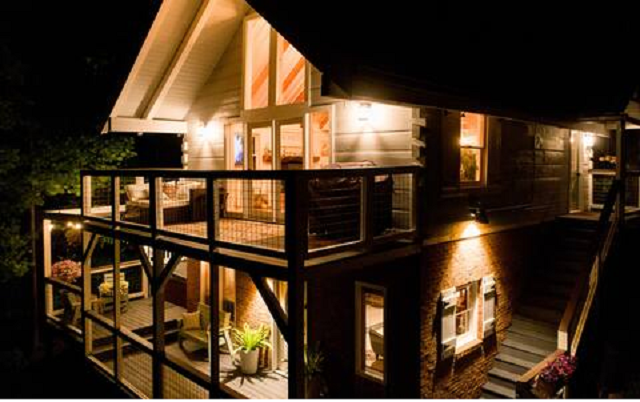 Mason Jar Lodge exterior at night