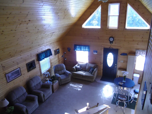 Pine View Meadows cabins interior