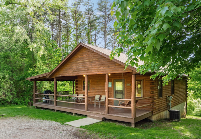 Hocking Hills Maplewood cabin airbnb