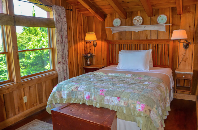 cabin master bedroom